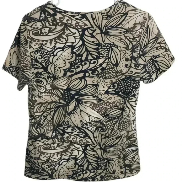 Laura Petite Stretchy, Versatile Short Sleeve Top Size L - Picture 3 of 6